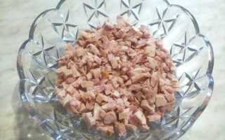 Салат Парус с чипсами и корейской морковкой: очень вкусный рецепт