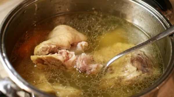 Как и сколько варить свиной бульон