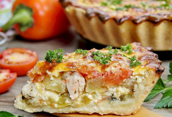 Пирог с овощами и курицей