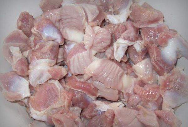 kak-chistit-kurinye-zheludochki_1