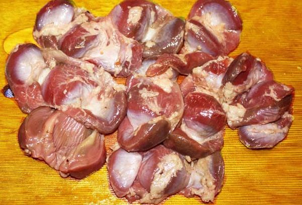 сырые куриные желудки