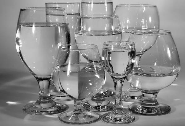 стеклянные стаканы