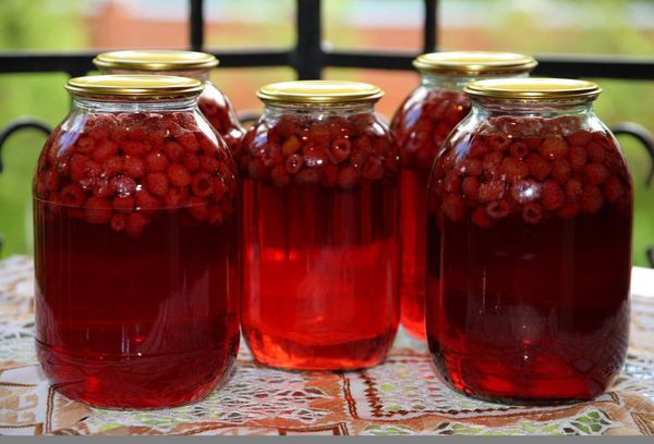 компот в трехлитровых банках