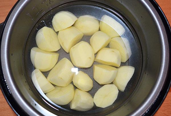 картофель в мультиварке
