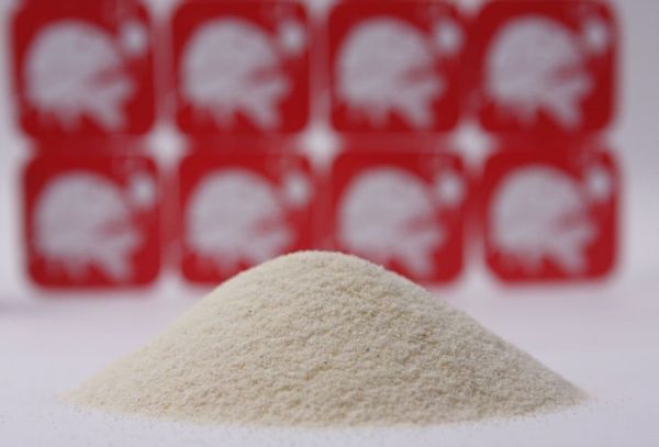 манка на столе