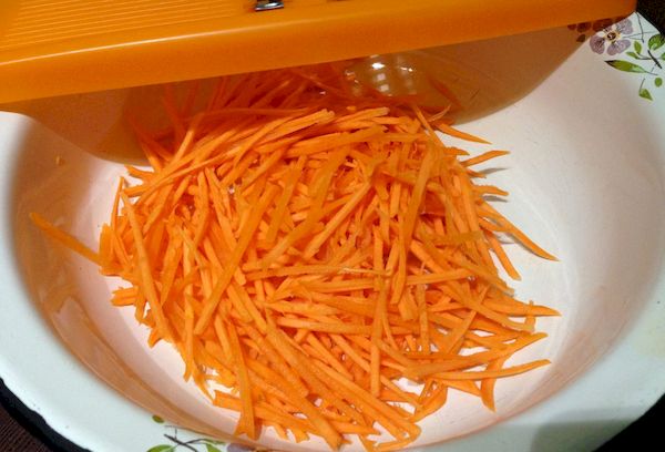 Морковь на терке