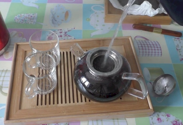 Приготовление пуэра в термосе