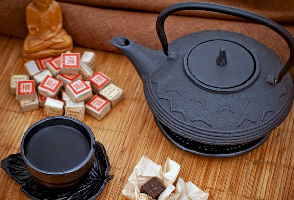 Заваривание чая пуэр в таблетках